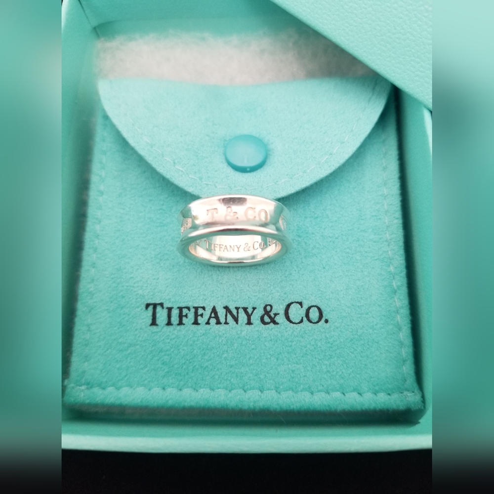 Tiffany & Co. Vintage 1837 Concave Ring